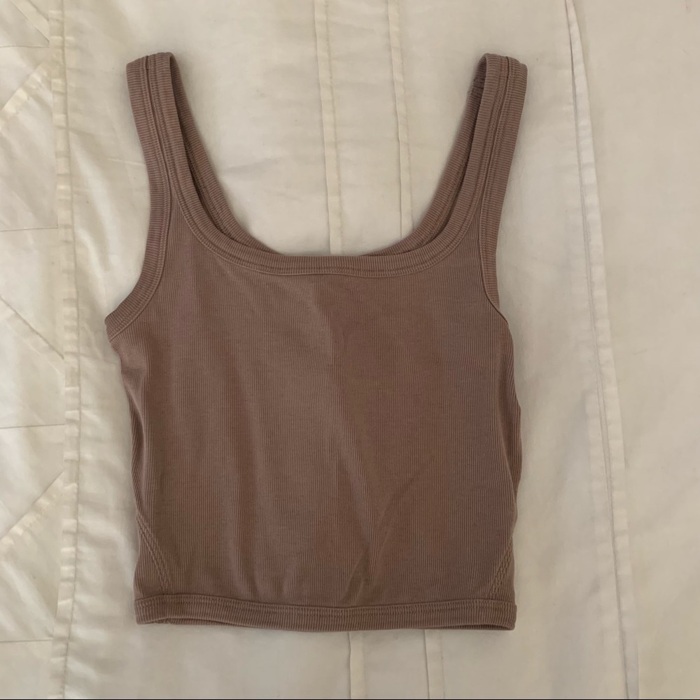 Lululemon held tight tank